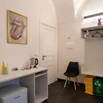 Pensionat La Dama Del Castello 3*